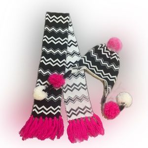 Girl’s Chevron Winter Hat & Scarf Combo ~ Black/White/Pink